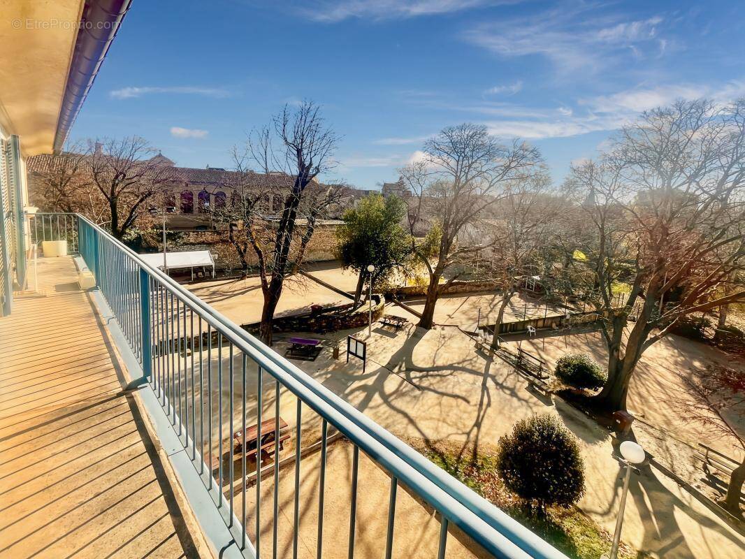 Appartement à UZES