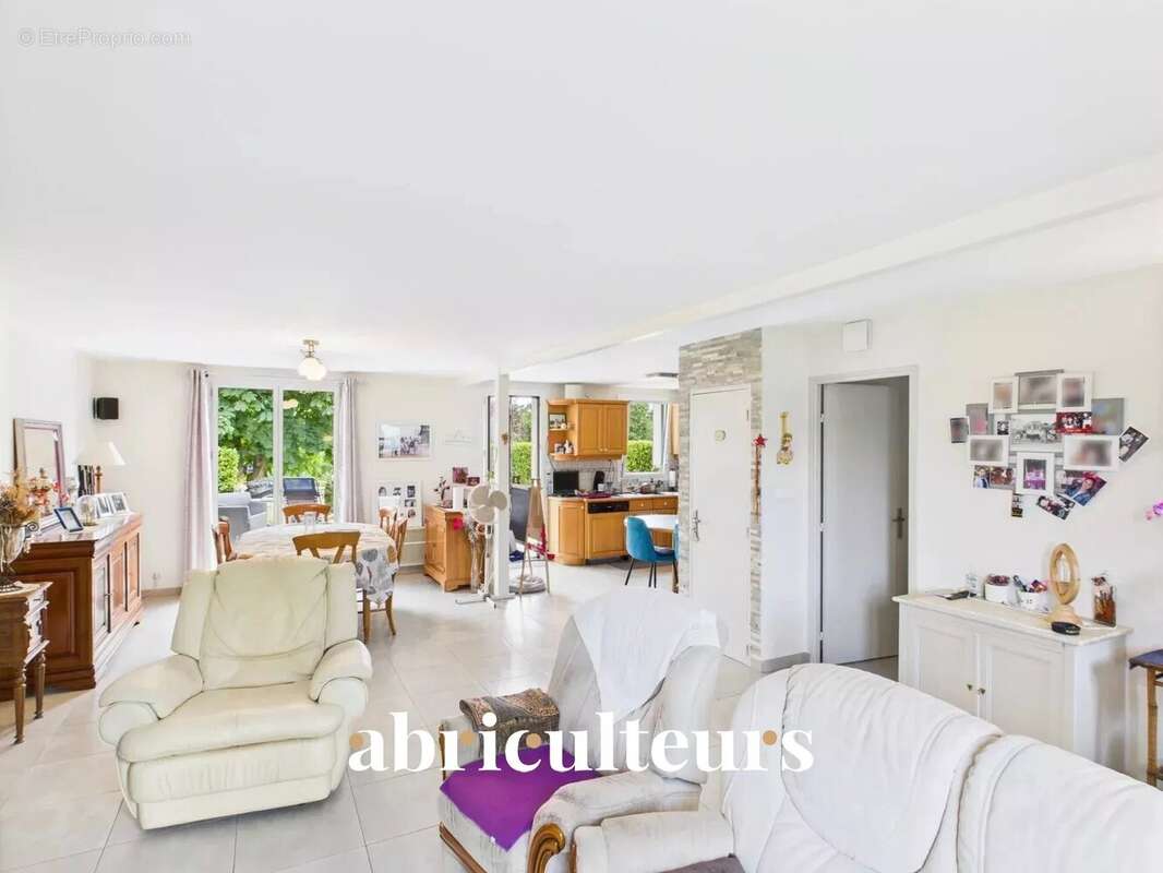 Appartement à SAINT-HERBLON