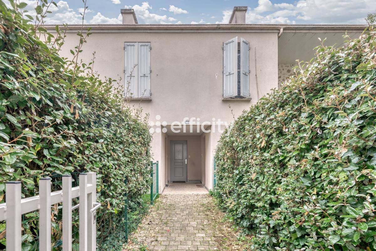 Appartement à CHESSY