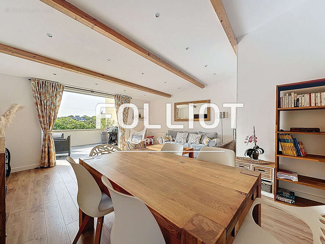 Maison à DONVILLE-LES-BAINS