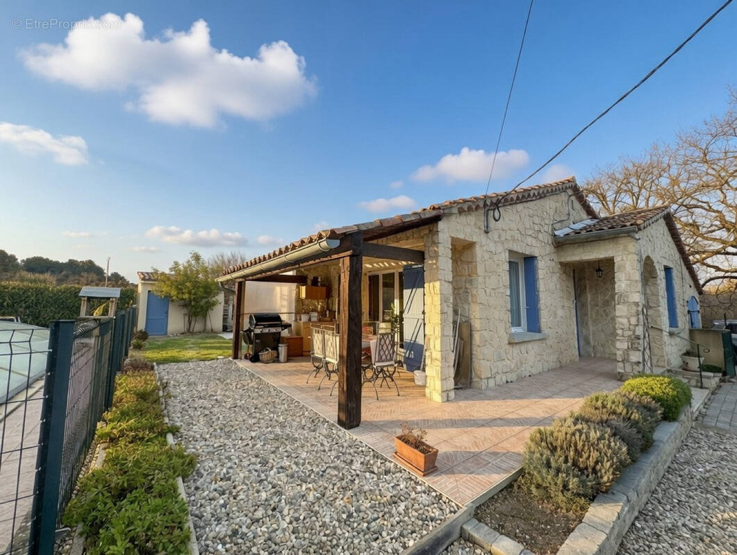 Maison à VAISON-LA-ROMAINE