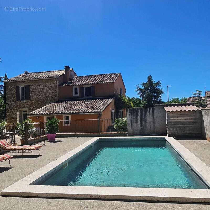 Photo 2 - Maison à SAINT-SATURNIN-LES-APT
