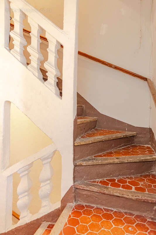 Appartement à MARSEILLE-2E
