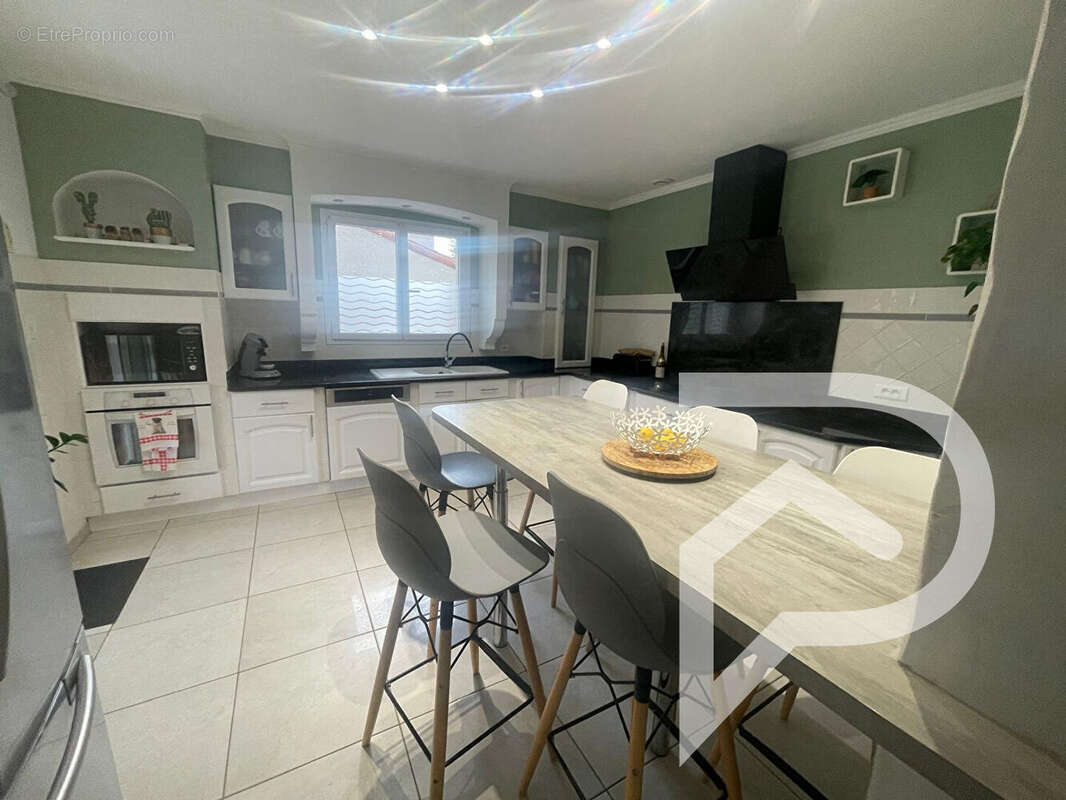 Maison à COLOMBIERS