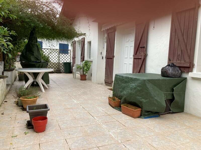 Appartement à CIBOURE