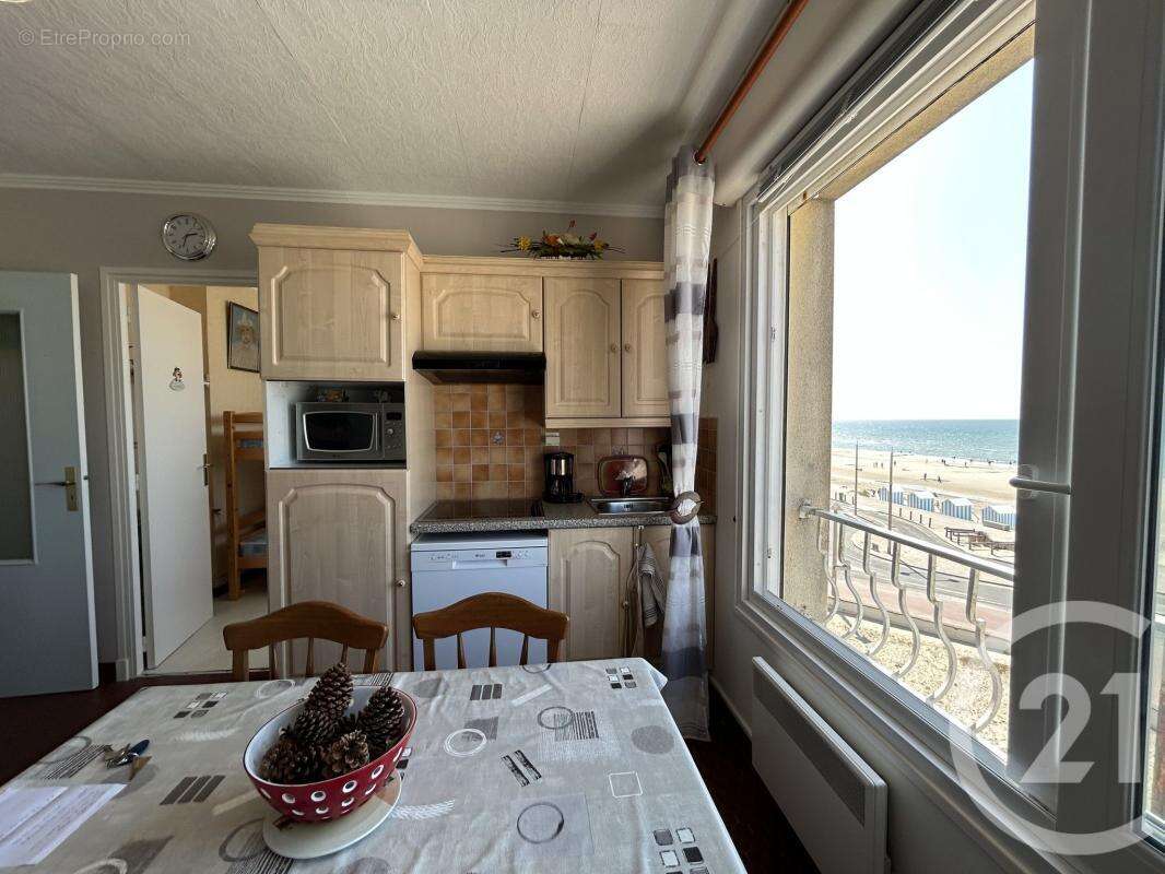Appartement 29 m² à Nesles  - photo 5