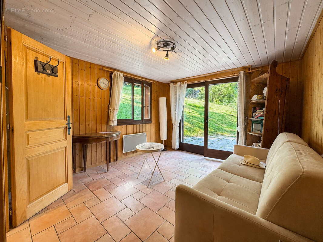 Magnifique chalet 7 pieces a bogeve de 270m2 avec terrain de 1808m2 - photo 9
