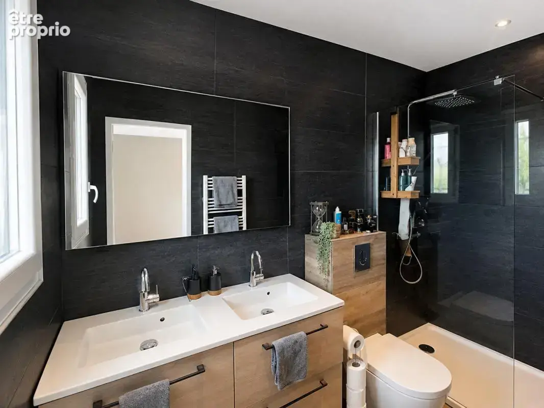 Maison 100 m²  - Piscine - Quartier calme - photo 13
