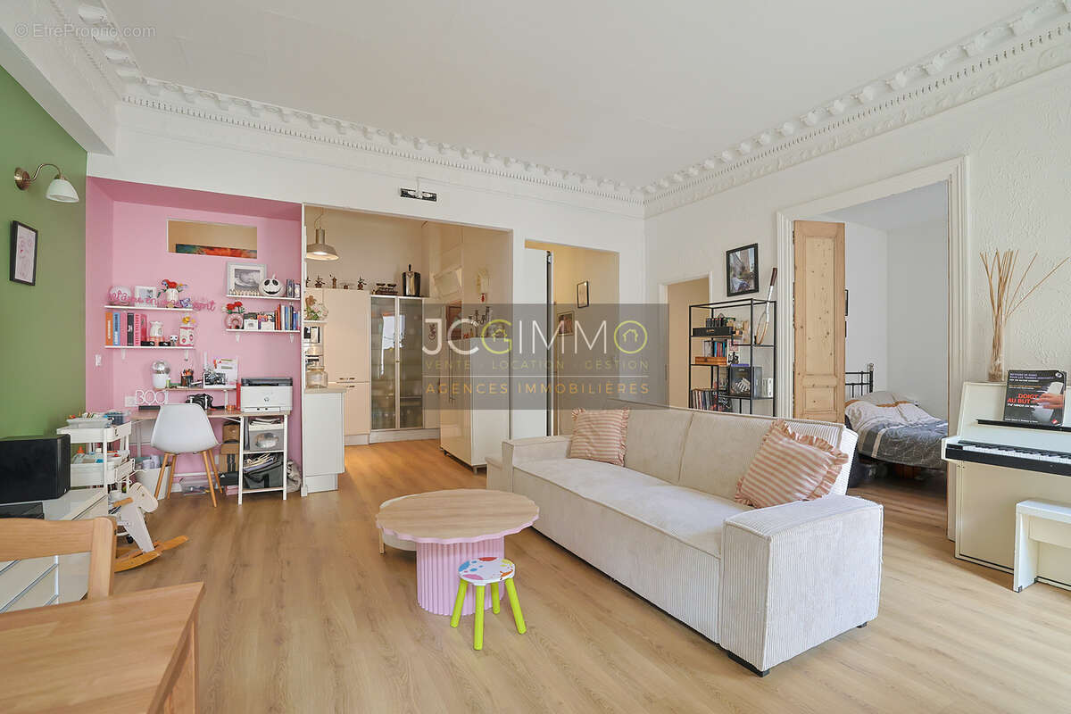 Appartement à HYERES