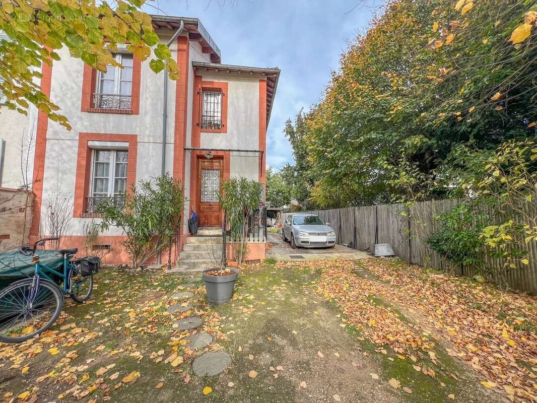 Maison à VAUCRESSON