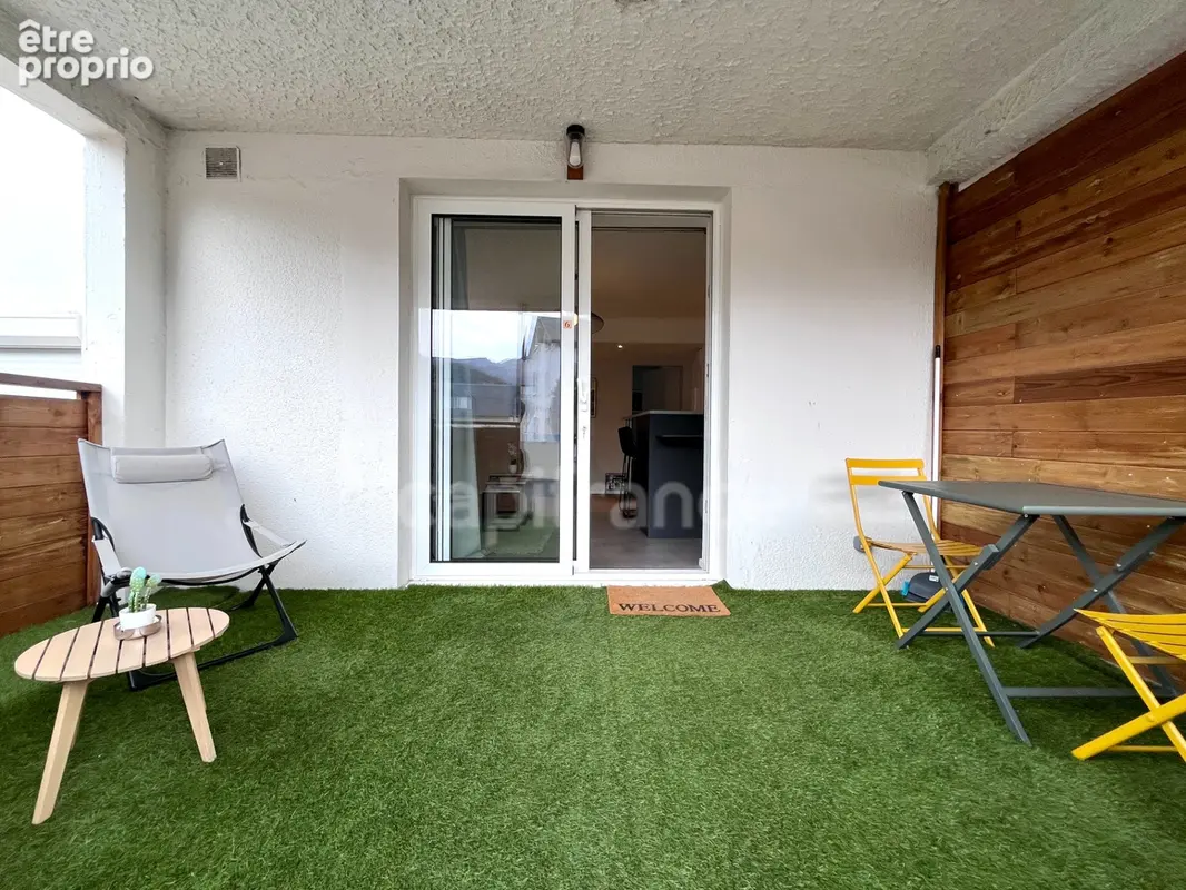 Appartement T2 RDC avec terrasse privative, parking, cave ARGELES-GAZOST - photo 2