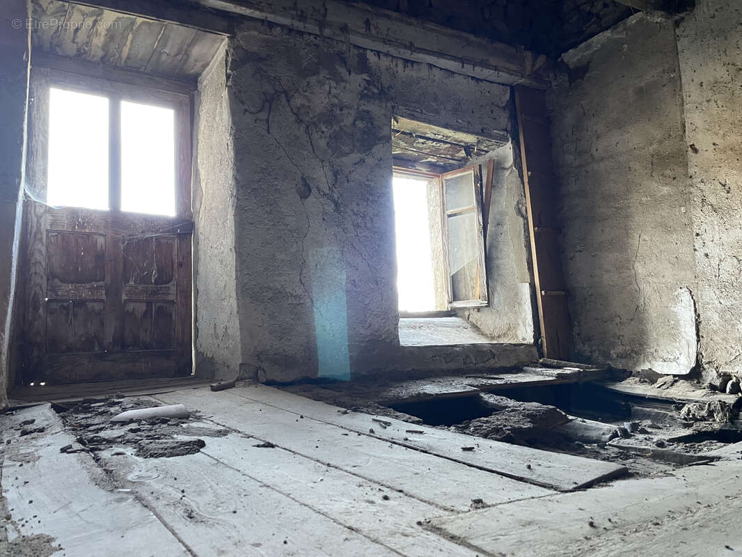 Maison en pierre avec exterieur - photo 12