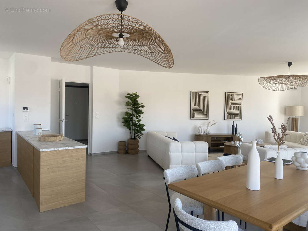 Appartement à CHAMPAGNE-AU-MONT-D'OR