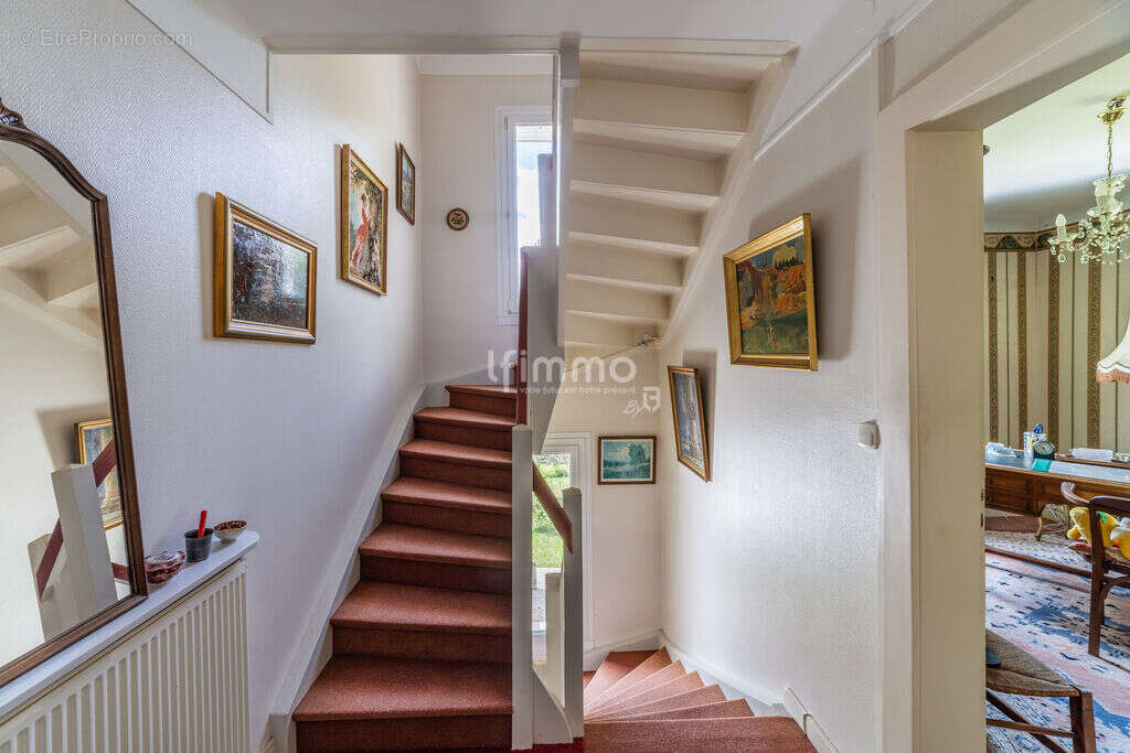 Sous Offre : Maison avec du Cachet, à 25 mn de Nancy ! - photo 5