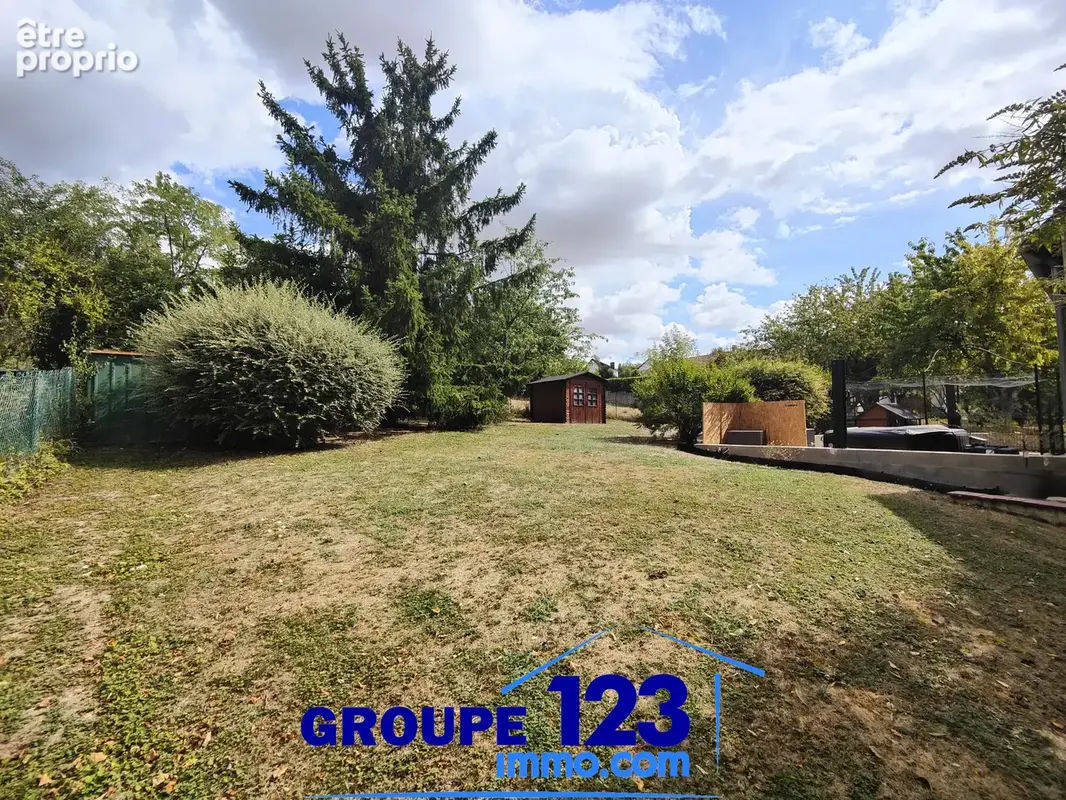 À JOIGNY   Une maison familiale qui a beaucoup à offrir - photo 16
