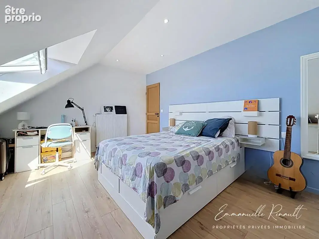 Maison familiale rénovée avec piscine · 165 m² · 5 chambres · Vannes Bernus Conleau - photo 15
