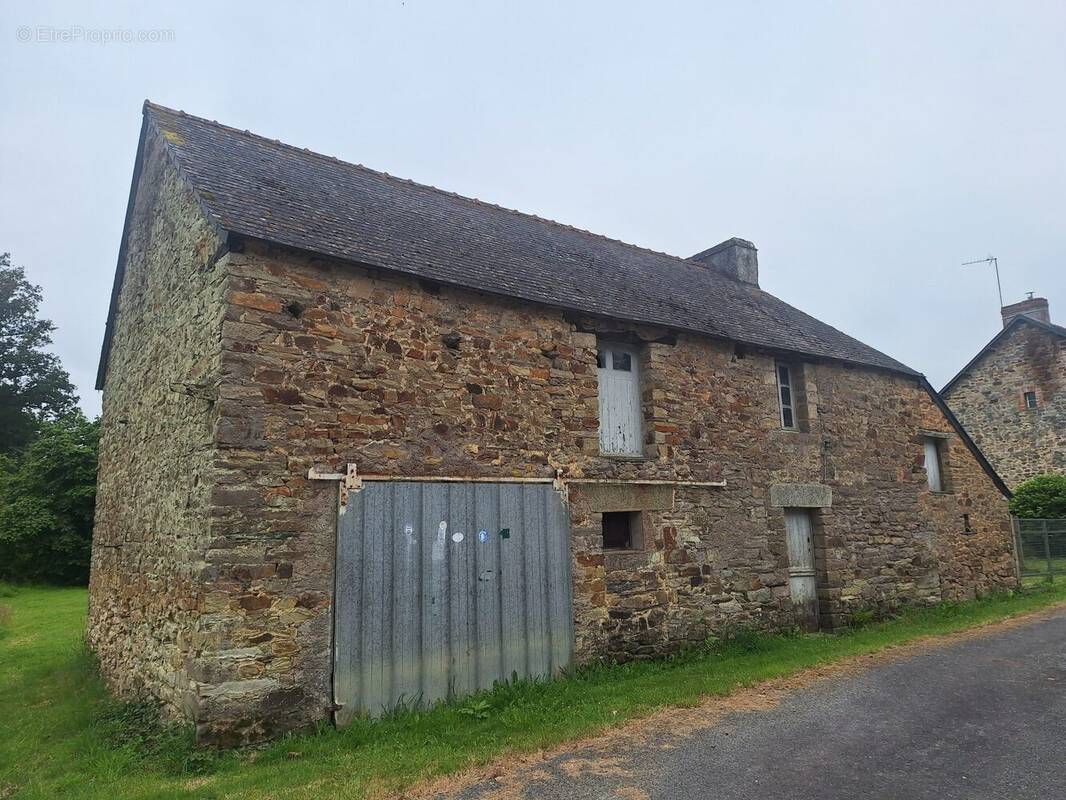 Maison à BAINS-SUR-OUST