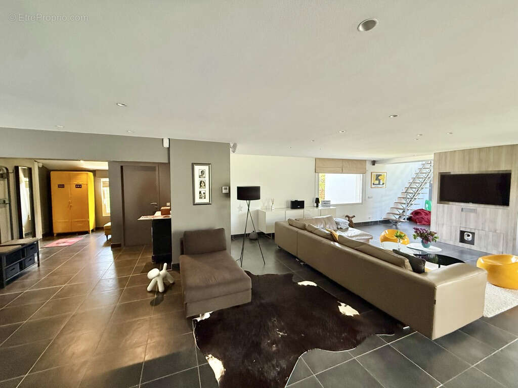 Maison à SAINT-MARCEL-LES-VALENCE