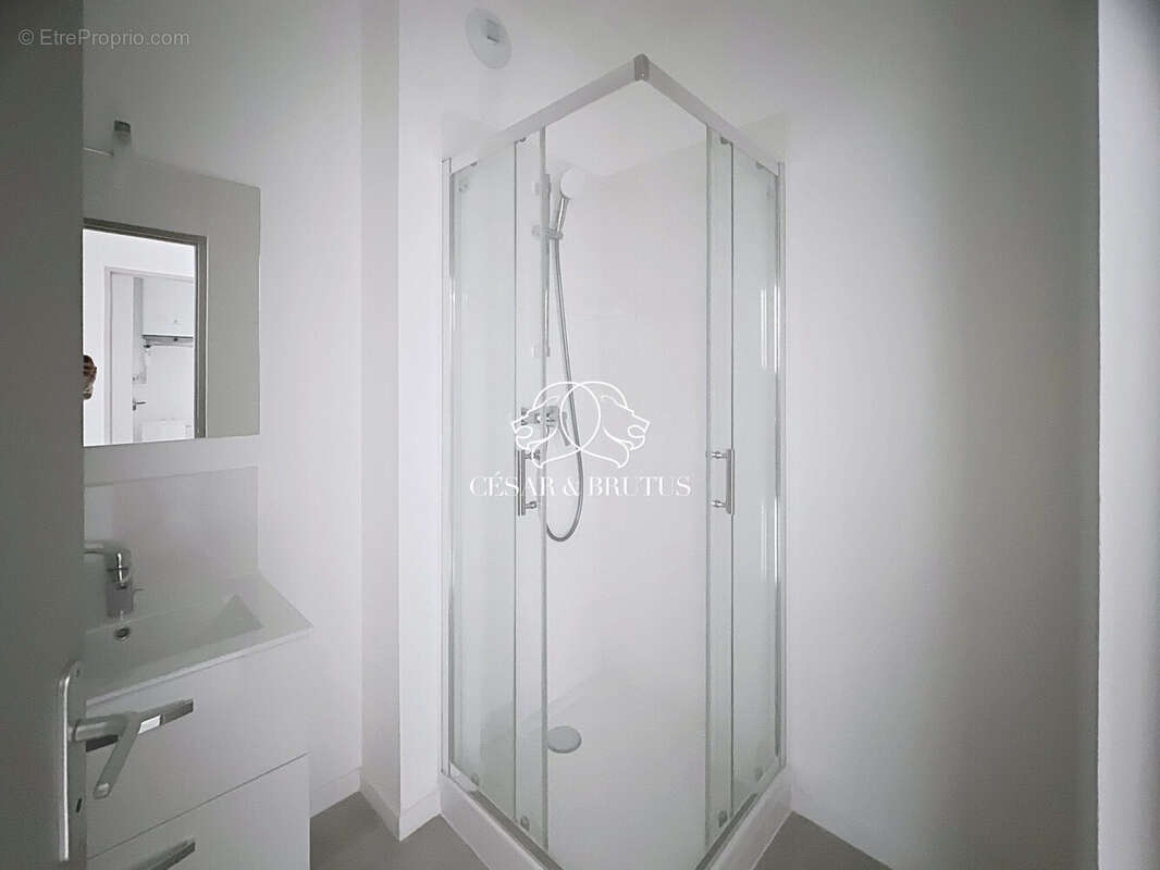 Appartement 56 m² à Thizy  - photo 5