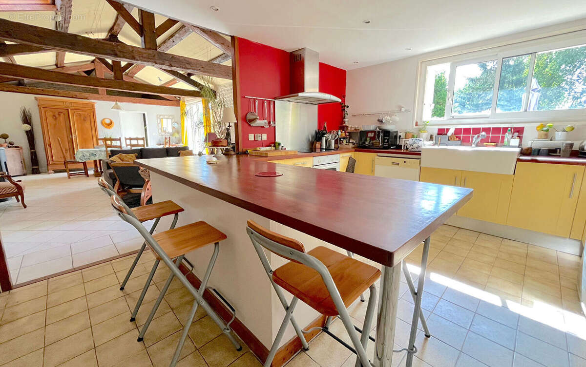 Maison à SAINTE-SOULLE