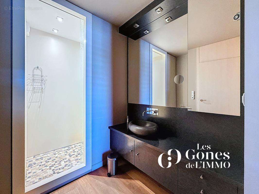 Appartement à CRAPONNE