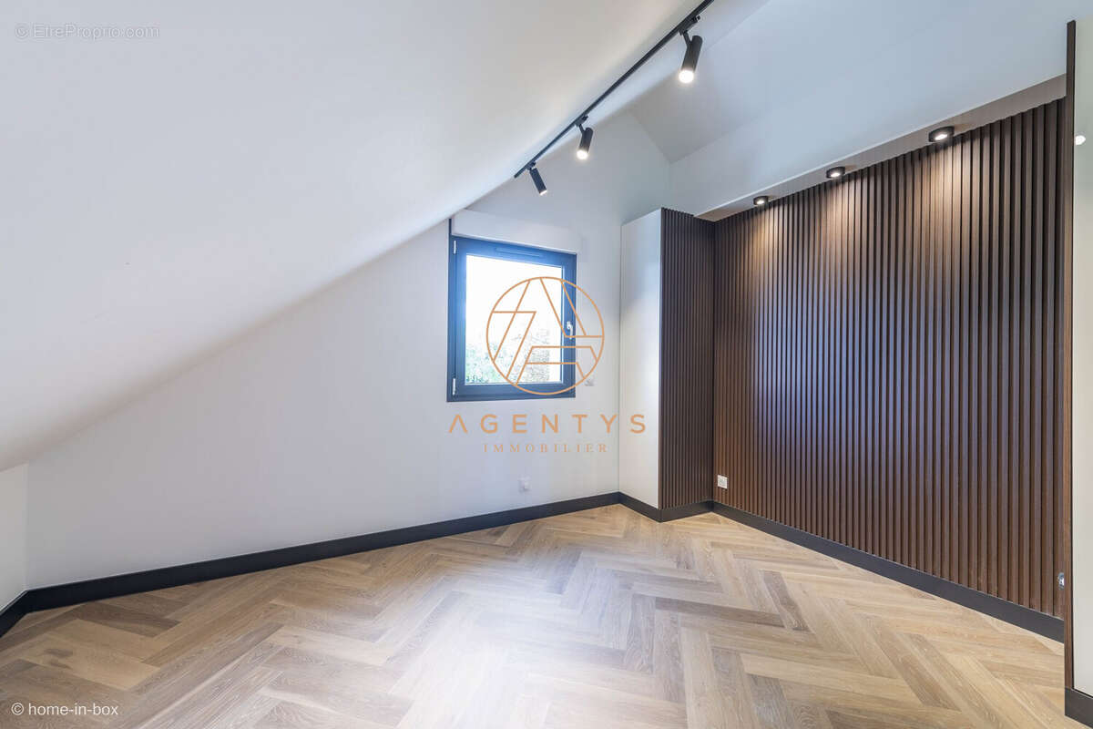 Appartement à VILLIERS-SUR-MARNE