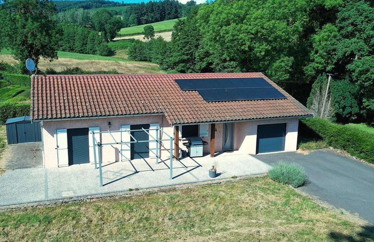 Maison à VIOLAY