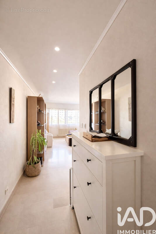 Appartement 80 m² à Antibes  - photo 9