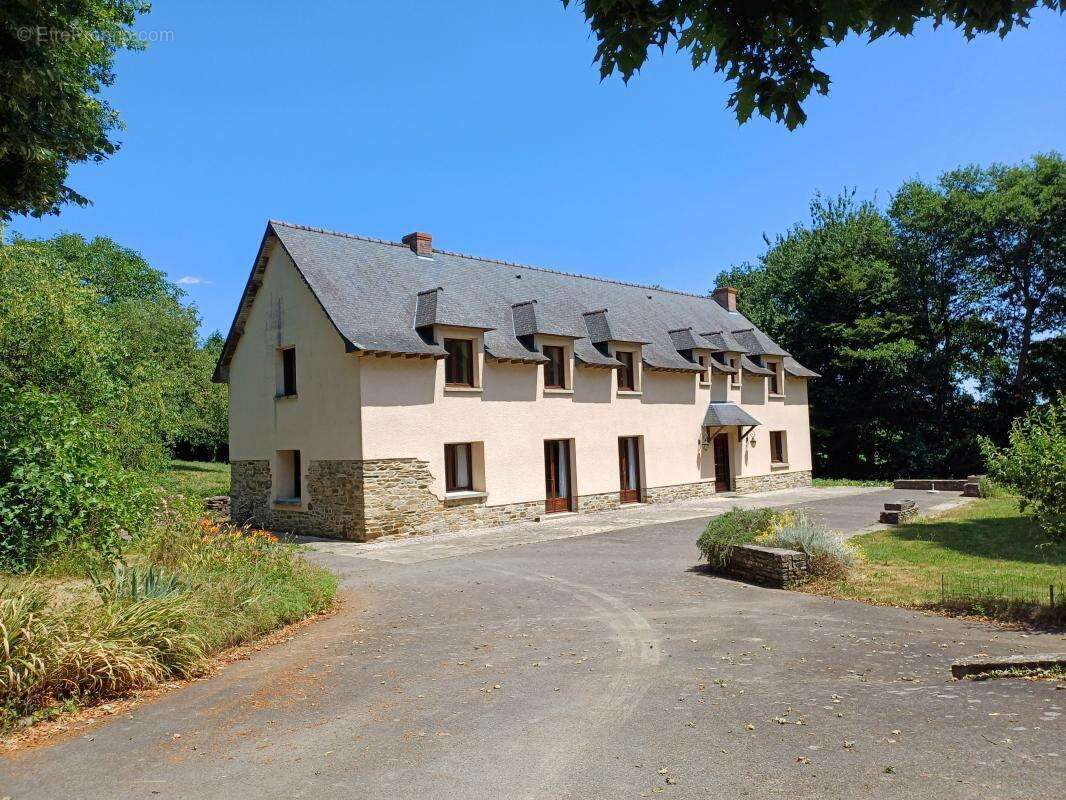 Maison à SERVON-SUR-VILAINE