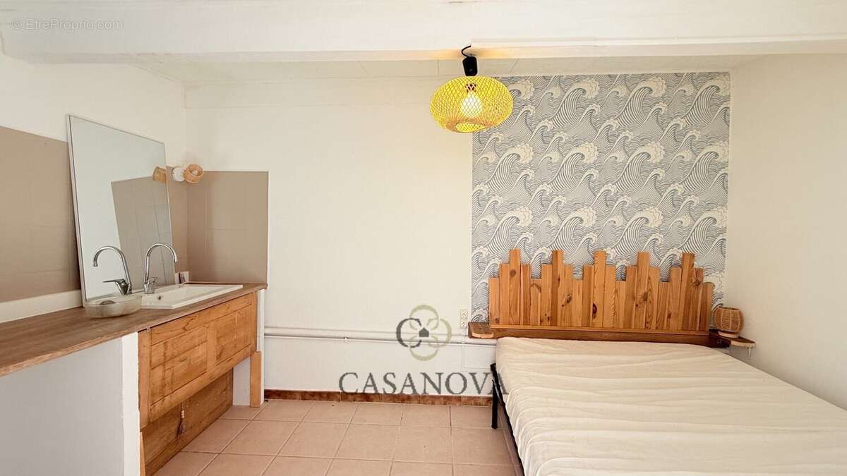 Villa de plain-pied avec studio indépendant, 3 garages et terrain de 1 289 m² à Marseillan - photo 16
