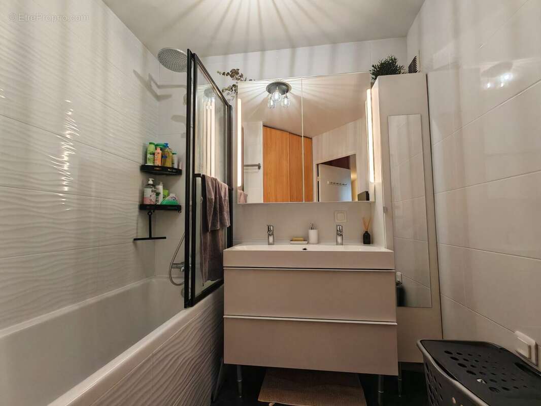 Appartement à ASNIERES-SUR-SEINE