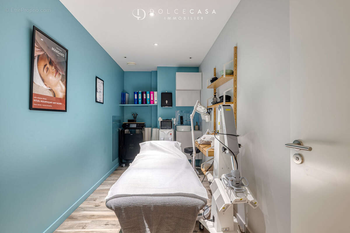 Commerce à LE PERREUX-SUR-MARNE