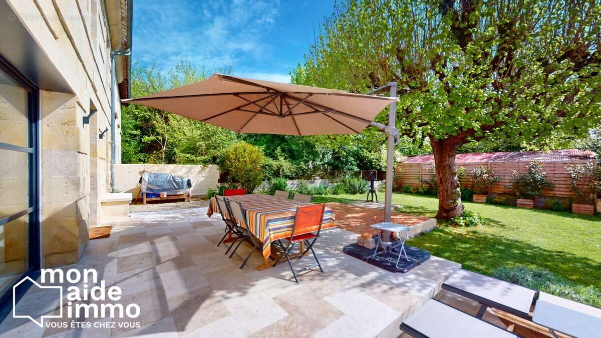 Maison à SAINT-QUENTIN-DE-BARON