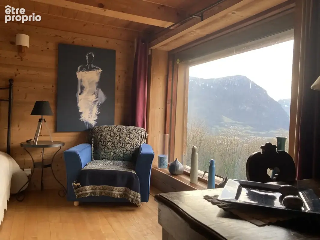 A vendre sur 2,4 ha en pleine nature 1 Chalet Rénové + 1 ancien chalet à réhabiliter - photo 18