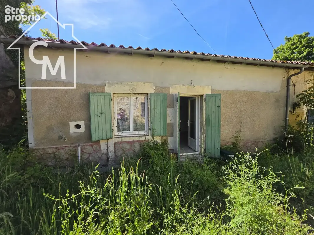 Maison à rénover avec dépendances et grange   alloue - photo 6