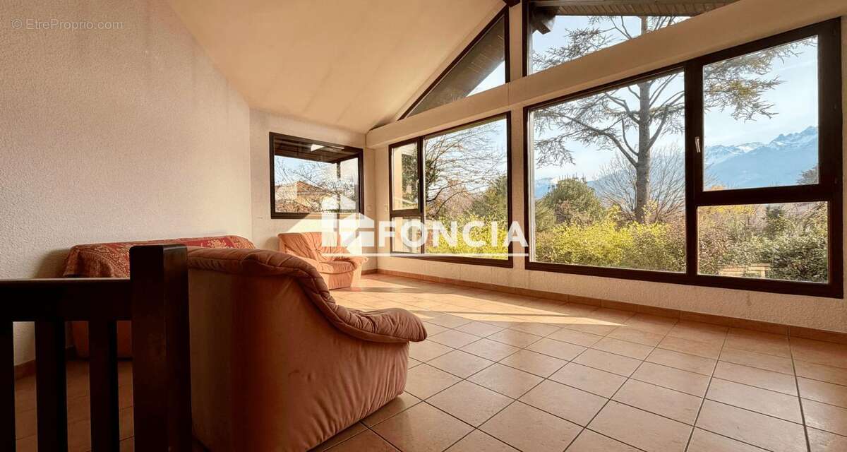 Maison à MONTBONNOT-SAINT-MARTIN