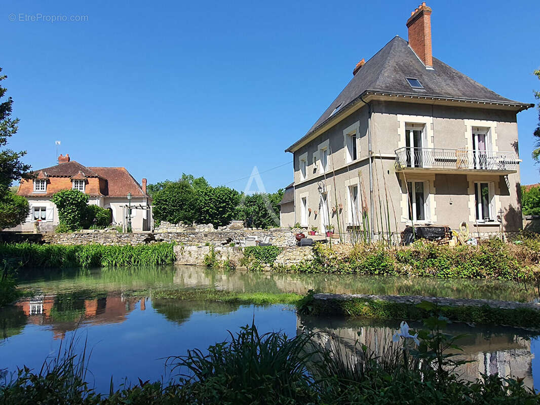 Maison à COUFFY
