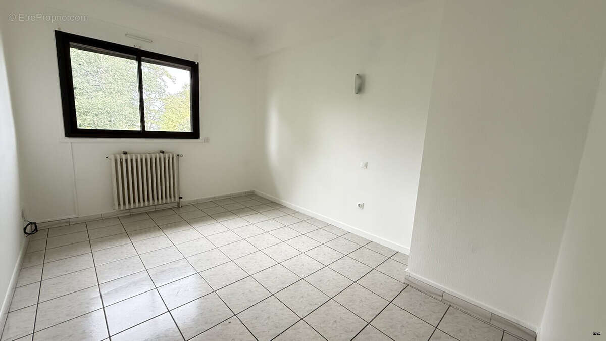 Maison 137 m² à Colomiers  - photo 4