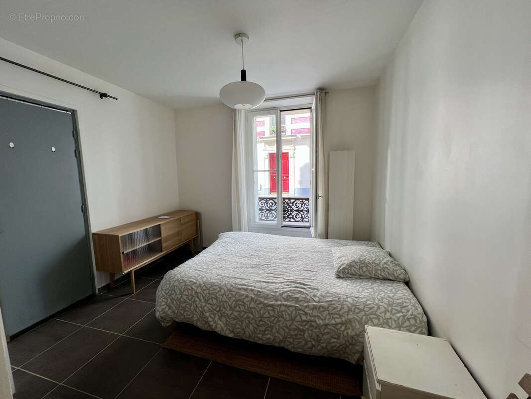 Appartement à PARIS-14E