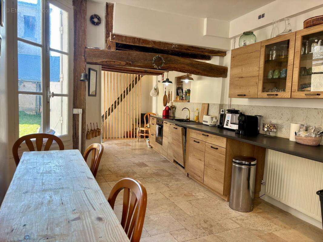 Maison à FAY-AUX-LOGES