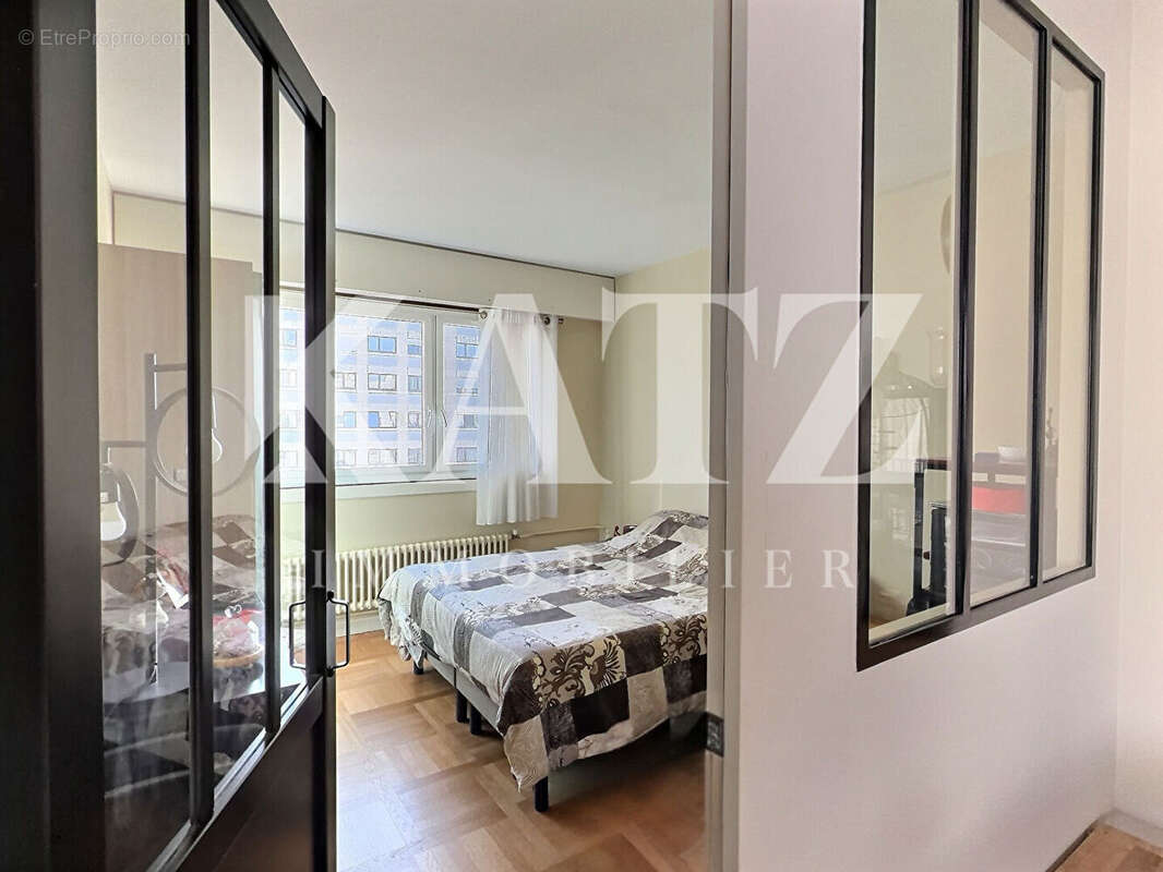 Appartement à GARCHES