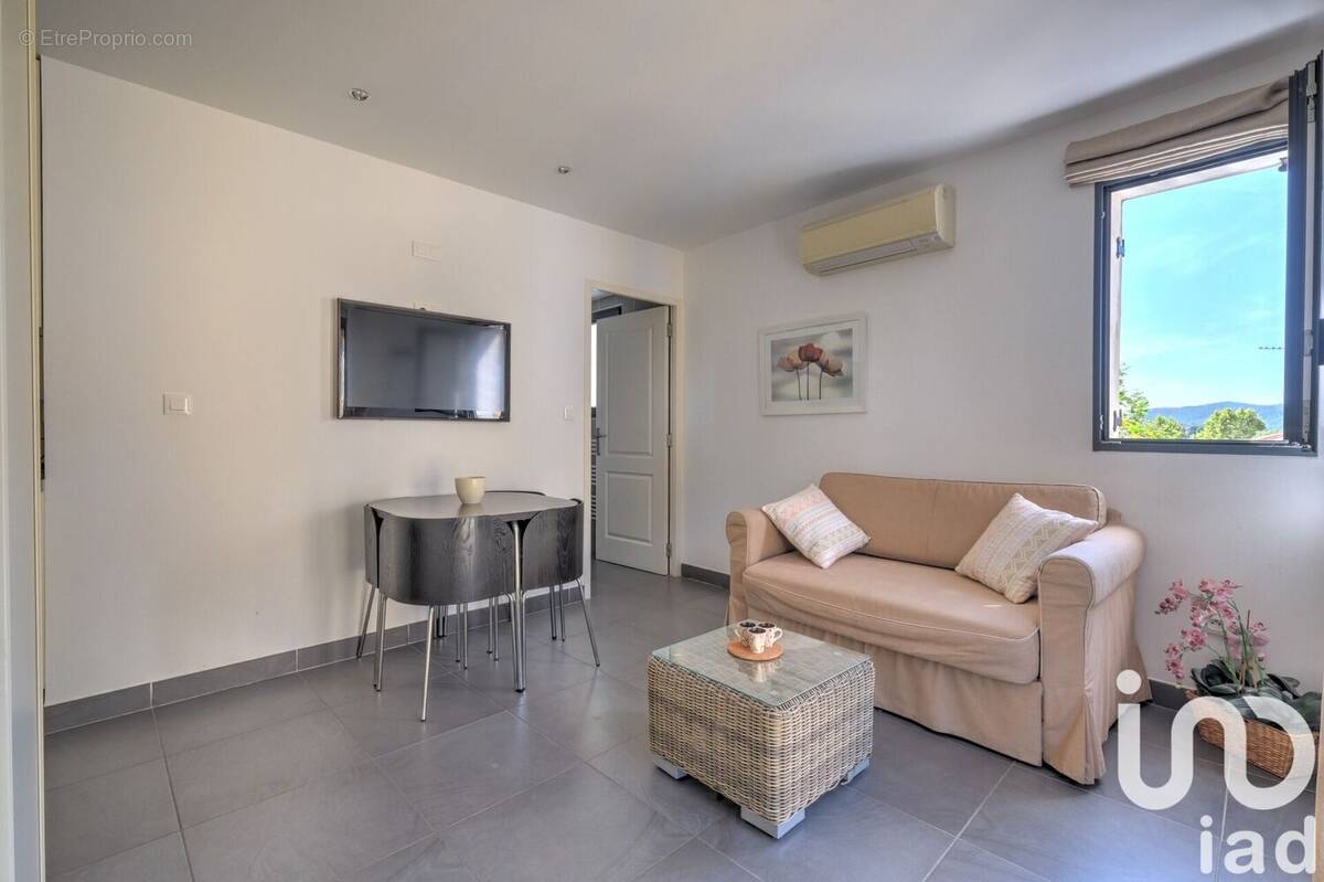 Photo 1 - Appartement à LES ADRETS-DE-L'ESTEREL