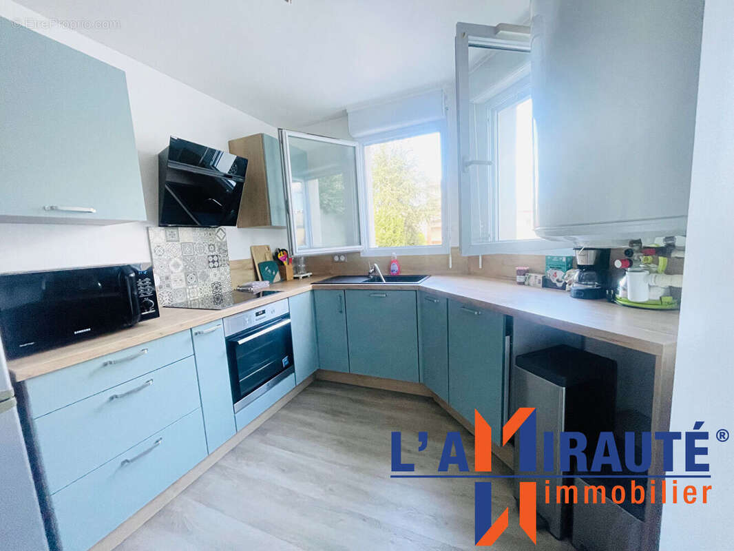 Appartement à SARTROUVILLE