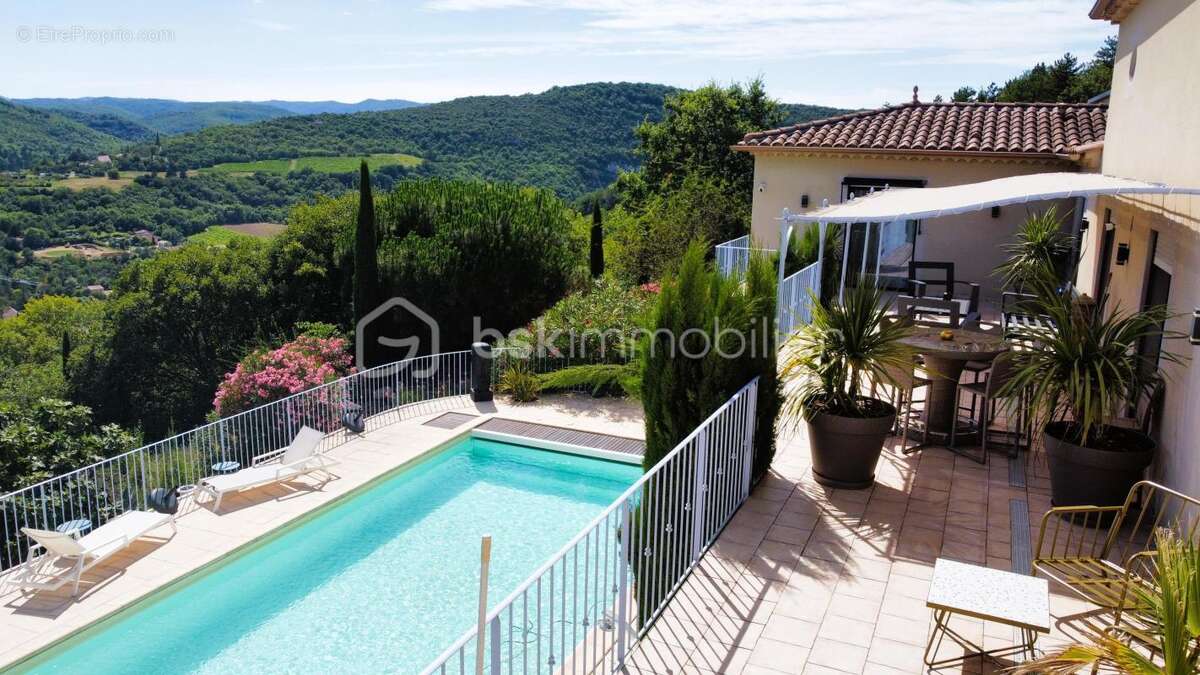 Splendide bastide en campagne avec piscine, charme et tranquillité assurés à Saint-Thomé ! - photo 4