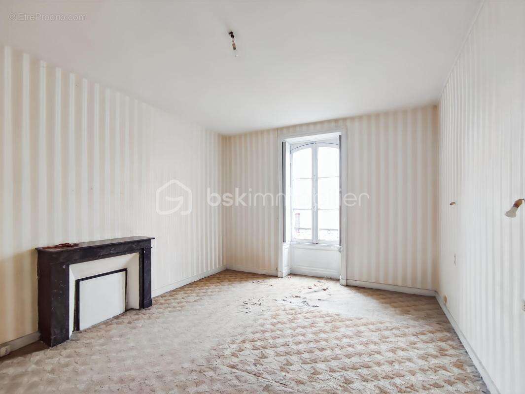 Maison à JANZE