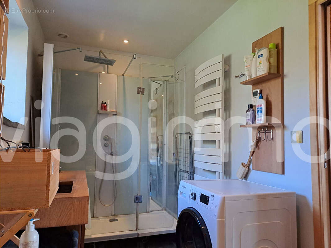 Maison à GRAND-AUVERNE