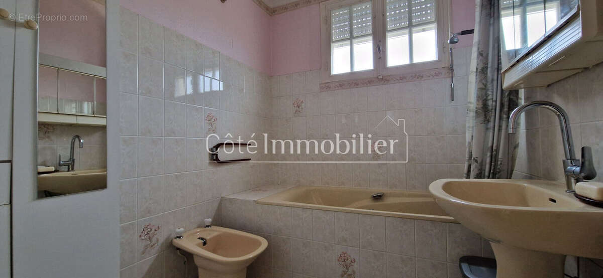 Maison à SAINT-MICHEL-CHEF-CHEF