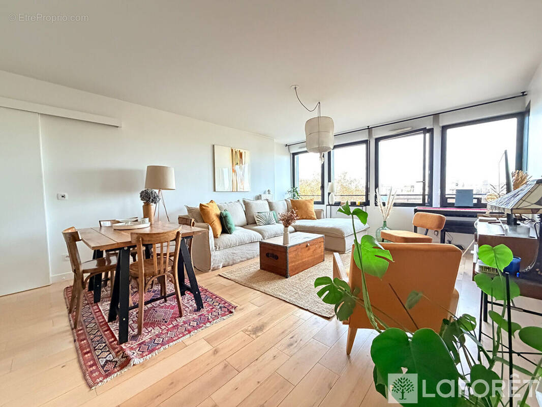 Appartement à GENNEVILLIERS