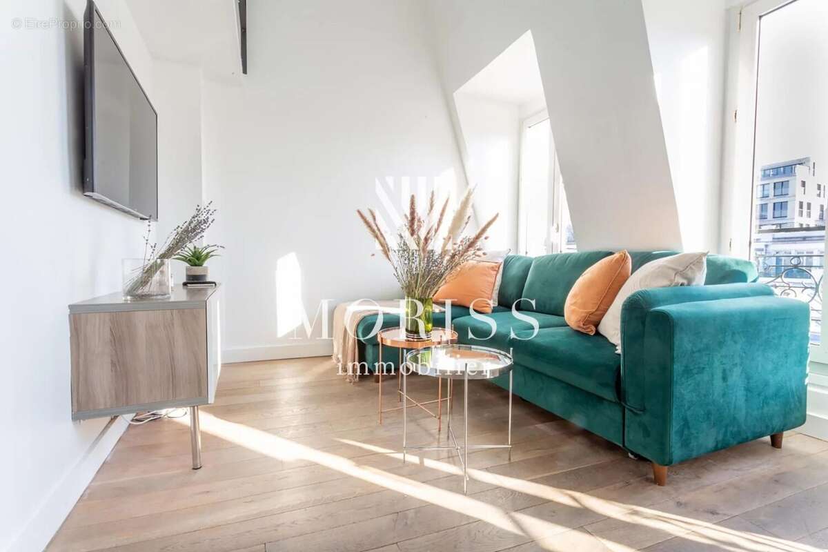 Appartement à PARIS-7E