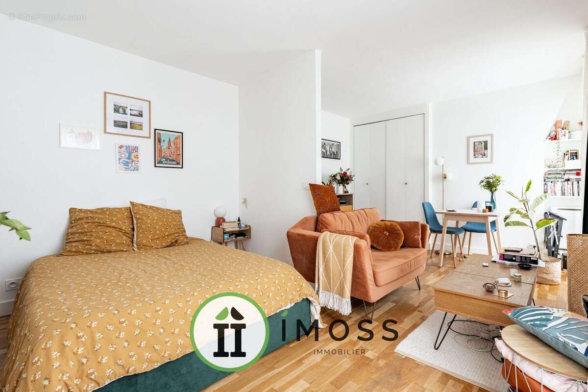 Appartement à PARIS-18E